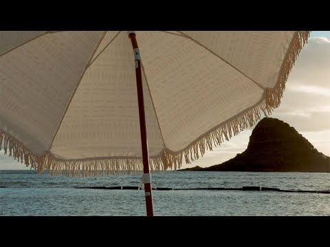 Load and play video in Gallery viewer, Summerland Beach Umbrella - Laguna
